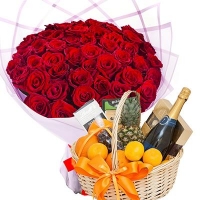 51 красная роза и подарочная корзина