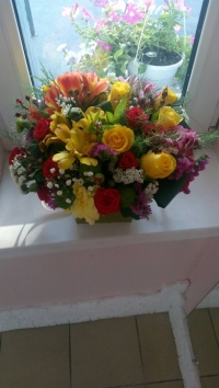 Коробка с цветами микс