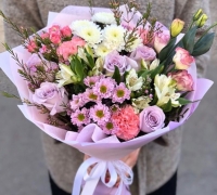 Сезонний букет від флориста